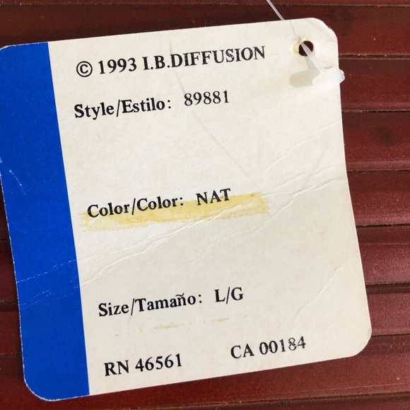 I.B. Diffusion VTG Sweater w/Florette Design Large - Picture 8 of 8